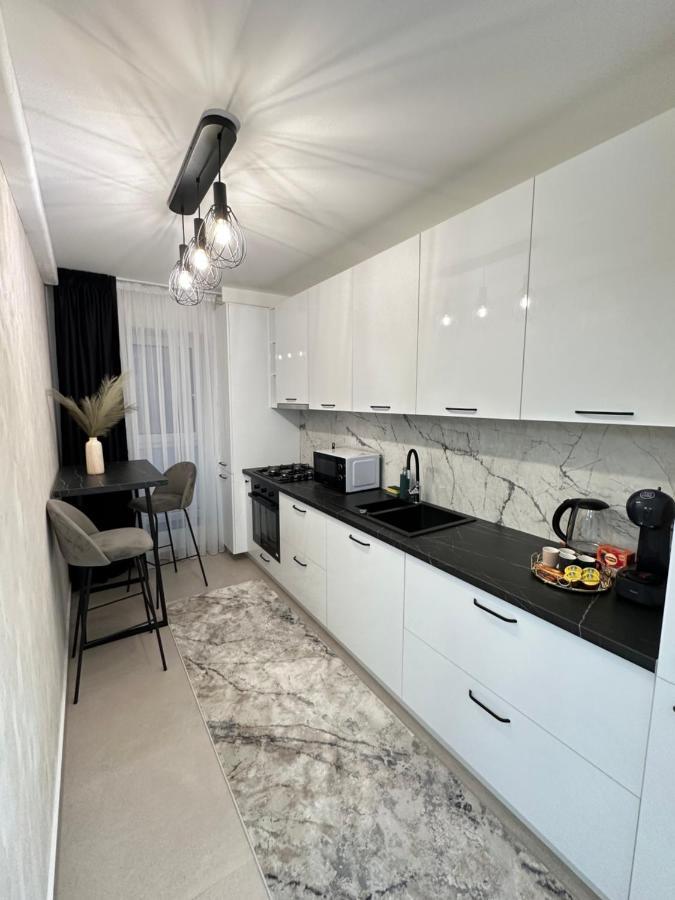 Urban Luxury Flats - Cozy Apartments At Coresi Mall #Braşov Eksteriør billede