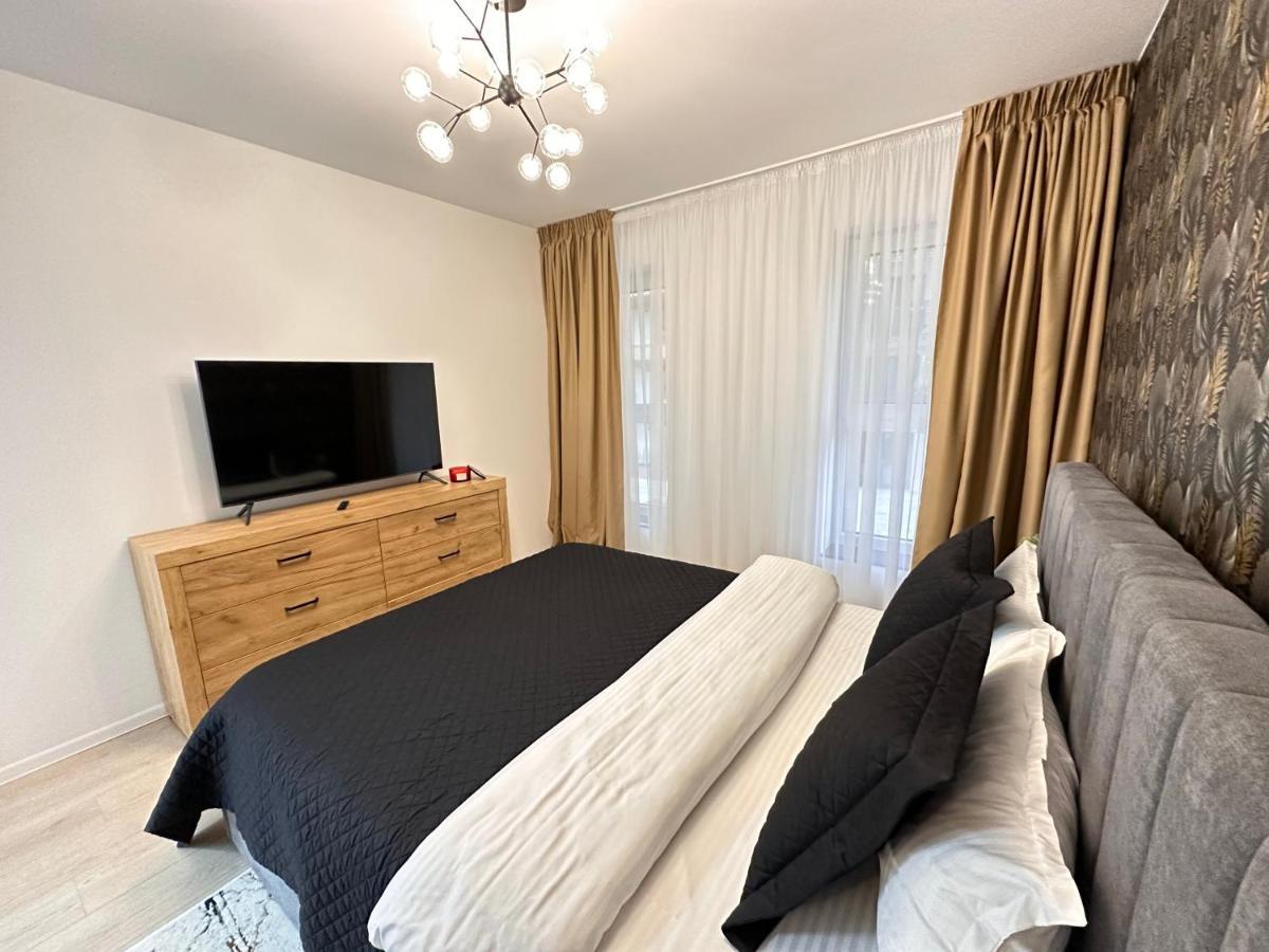 Urban Luxury Flats - Cozy Apartments At Coresi Mall #Braşov Eksteriør billede