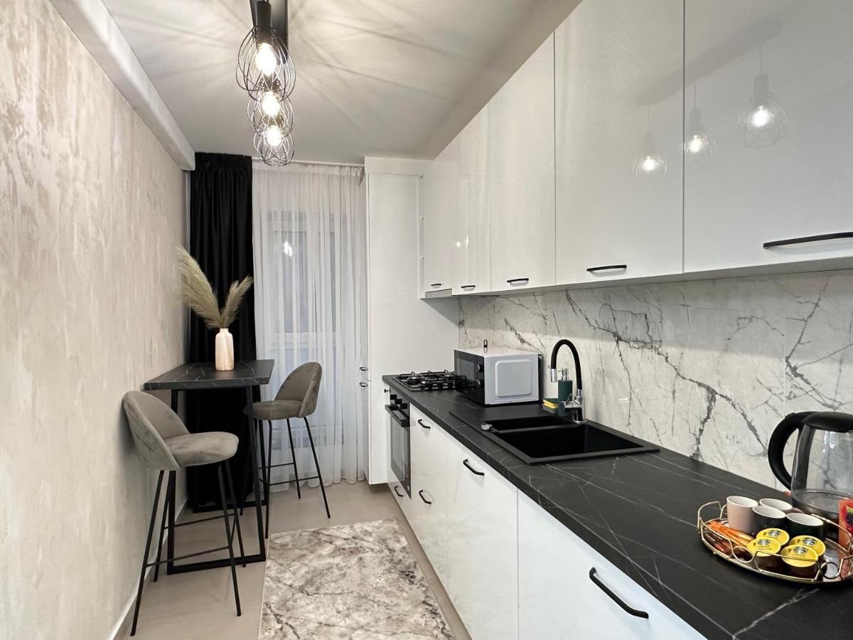 Urban Luxury Flats - Cozy Apartments At Coresi Mall #Braşov Eksteriør billede