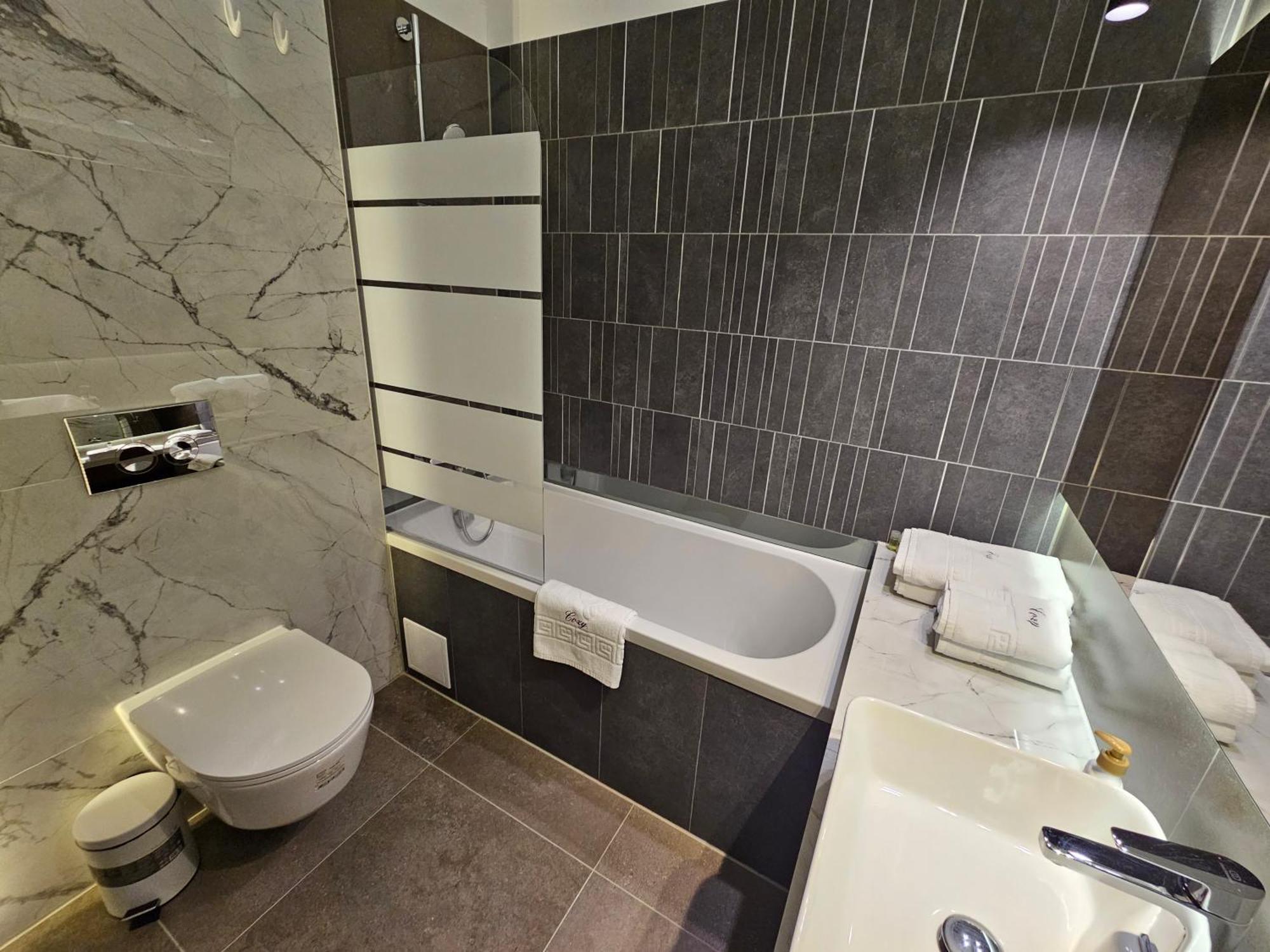 Urban Luxury Flats - Cozy Apartments At Coresi Mall #Braşov Eksteriør billede